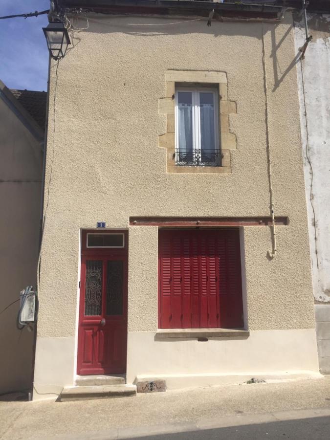 La Cremaillere Apartment Huriel Exterior photo